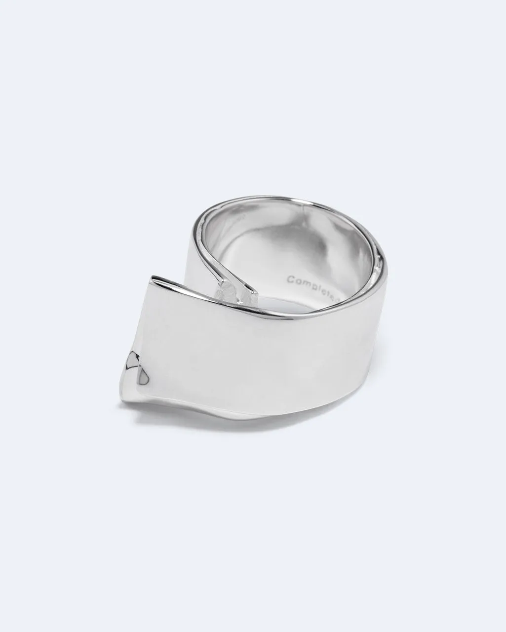 Completedworks Soggy Envelope bague argent recyclé froissé