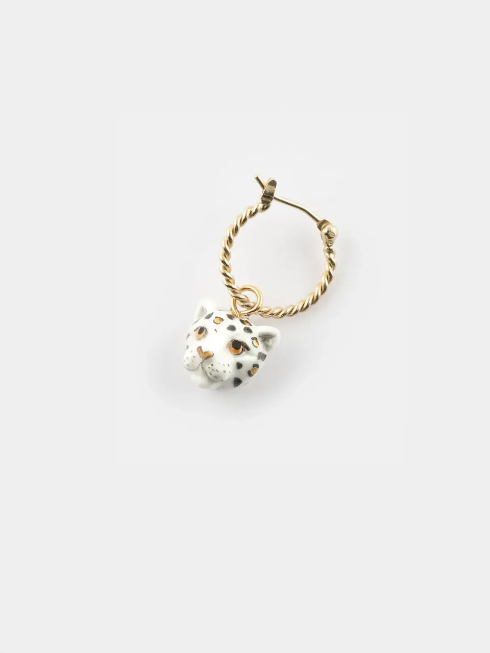 Nach Bijoux léopard blanc et doré mini créole à l’unité