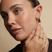 Astrid & Miyu Molten Opal Cluster bague or massif opale
