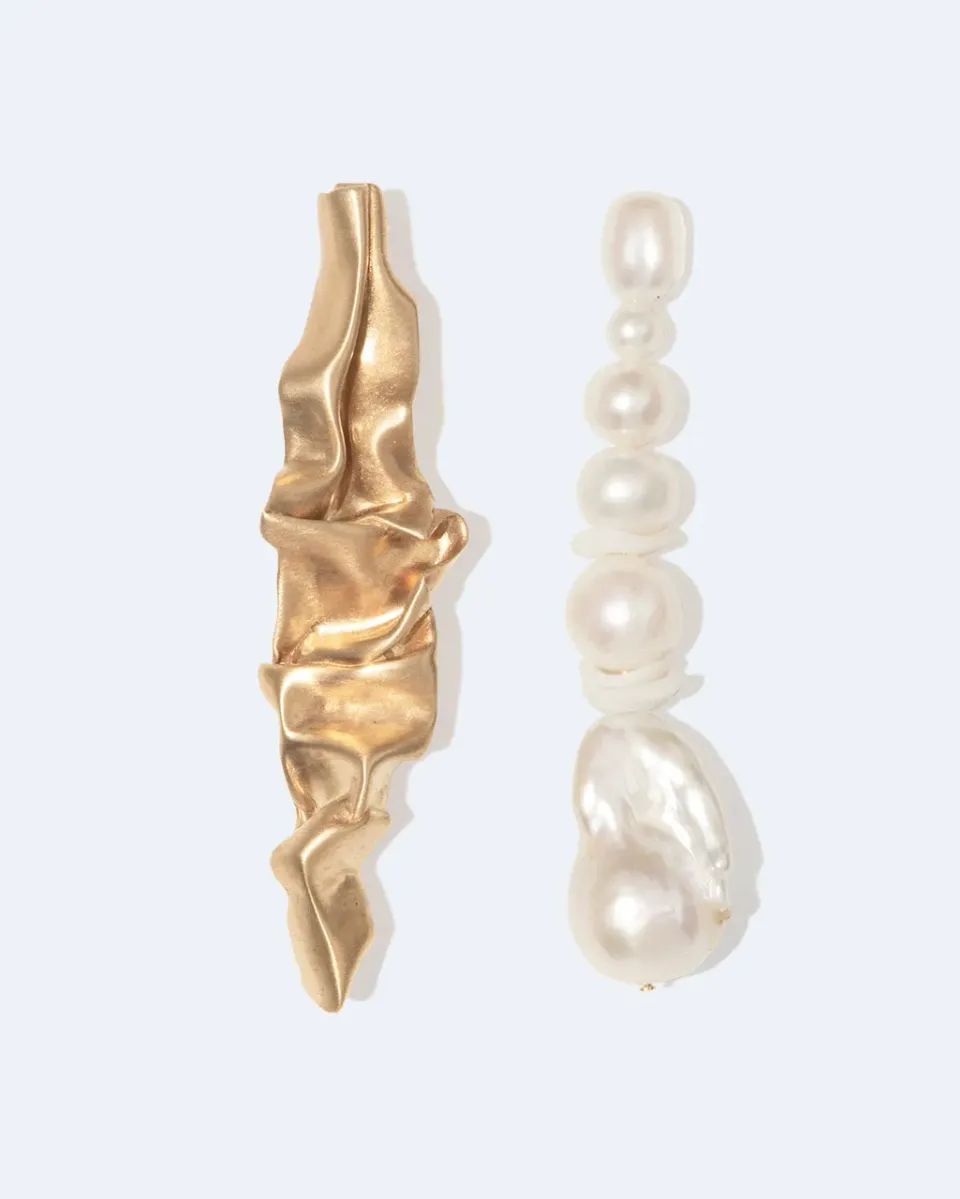 Completedworks Crumple boucles perle céramique vermeil