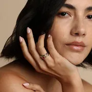 Astrid & Miyu Hidden Diamond Milestone bague or blanc diamant