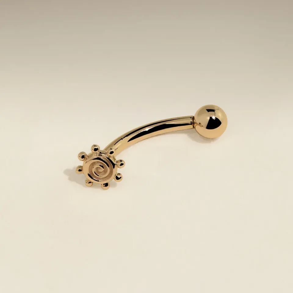 Astrid & Miyu Solstice Rook piercing barre or massif