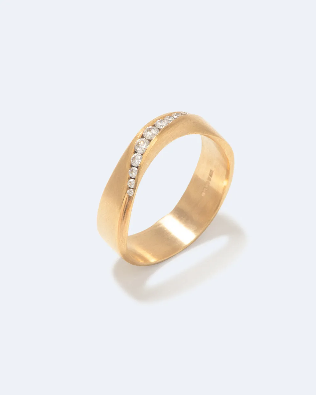 Completedworks Light in Rain bague diamant or 18ct