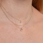 Astrid & Miyu June Moonstone Birthstone collier or massif