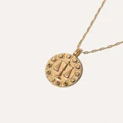 Astrid & Miyu Libra Bold Zodiac collier or
