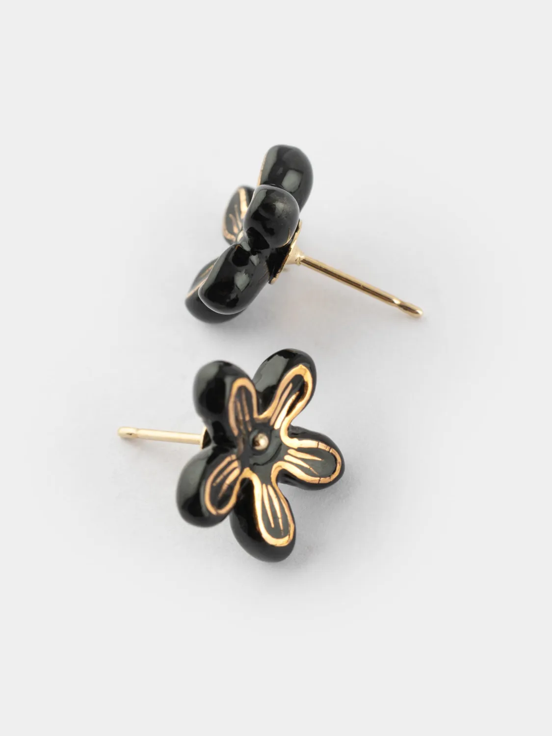 Nach Bijoux puces fleur d'Erine noire boucles d'oreilles porcelaine