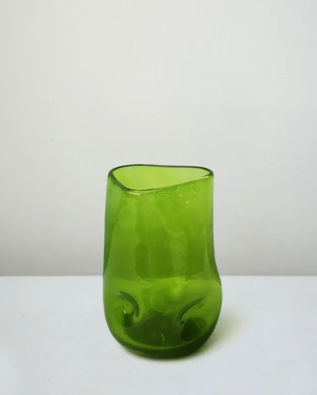 Completedworks Thaw verre vert feuille recyclé
