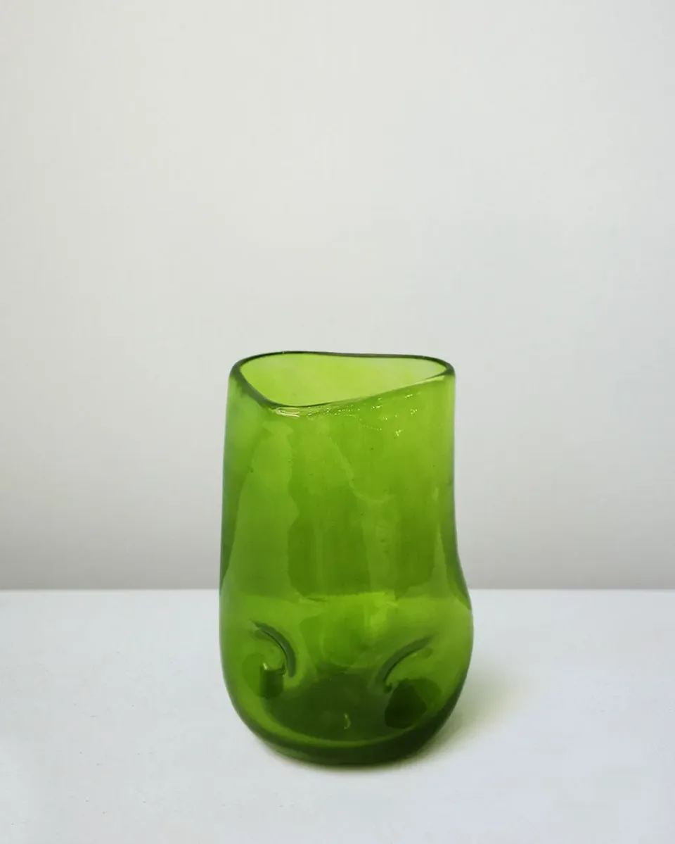 Completedworks Thaw verre vert feuille recyclé