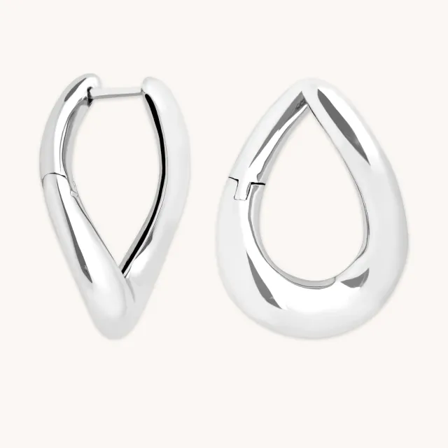 Astrid & Miyu Molten Large créoles argent martelé