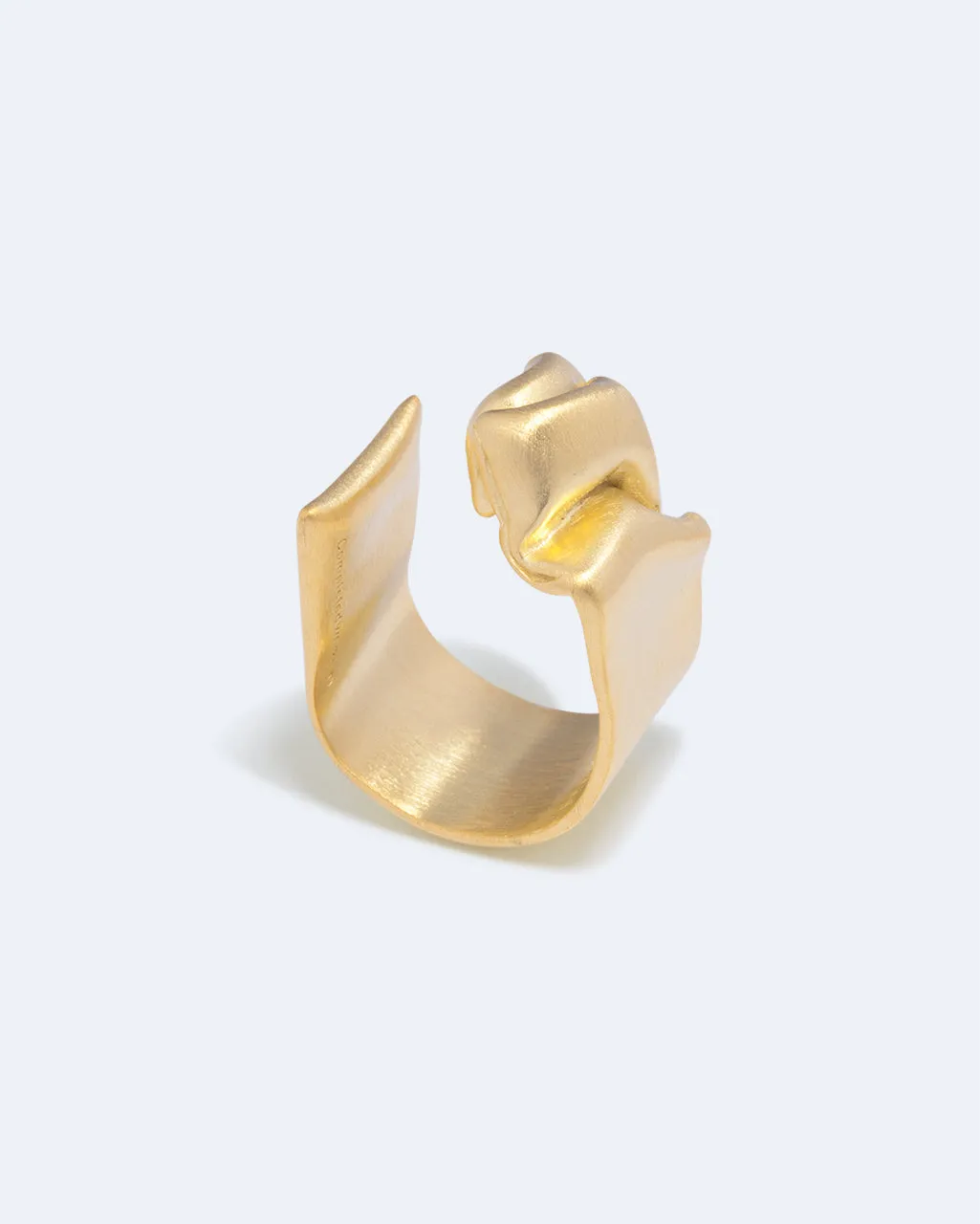 Completedworks Crumple bague vermeil or recyclé