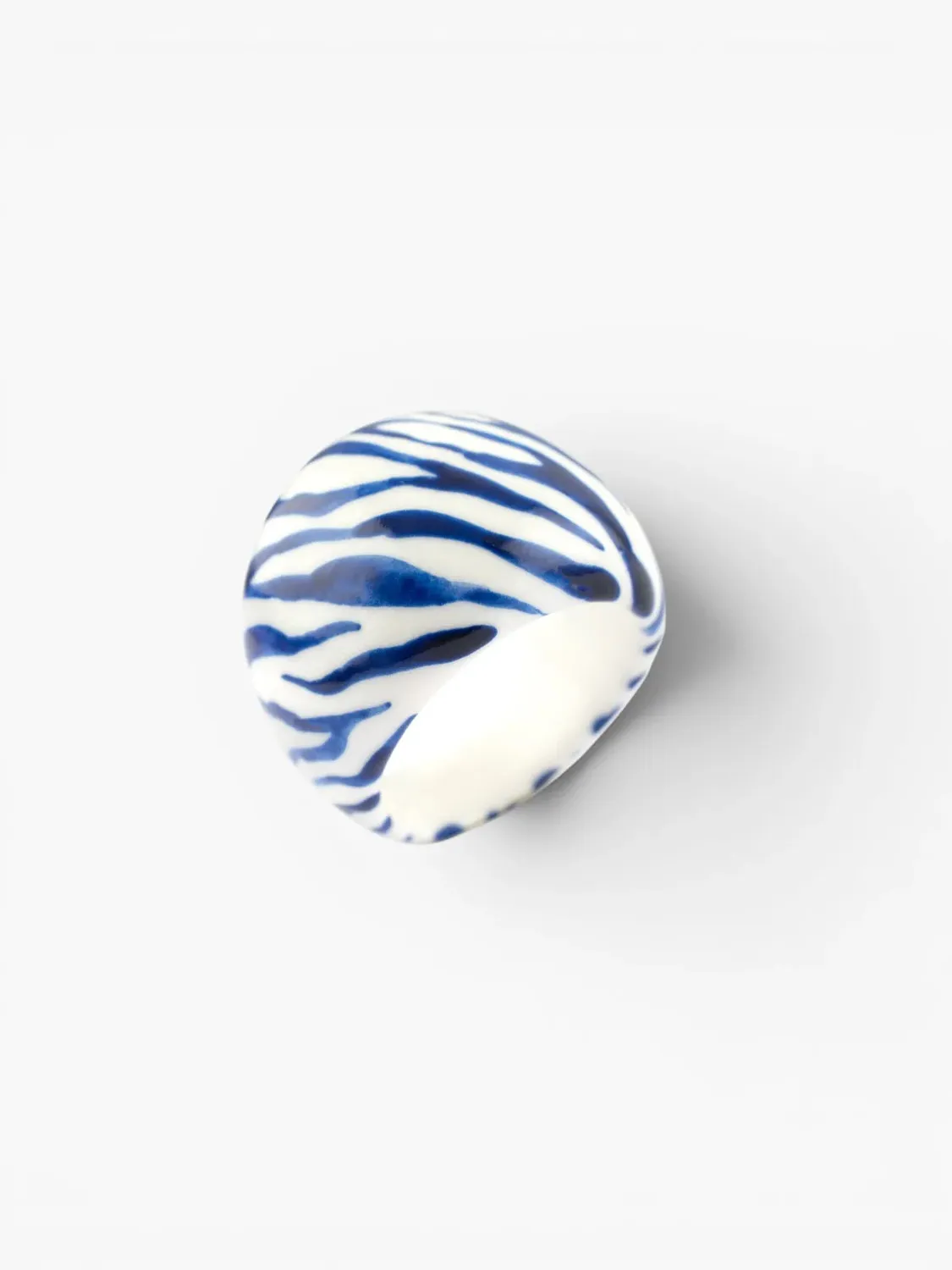 Nach Bijoux Zèbre bleu et blanc bague porcelaine artisanale