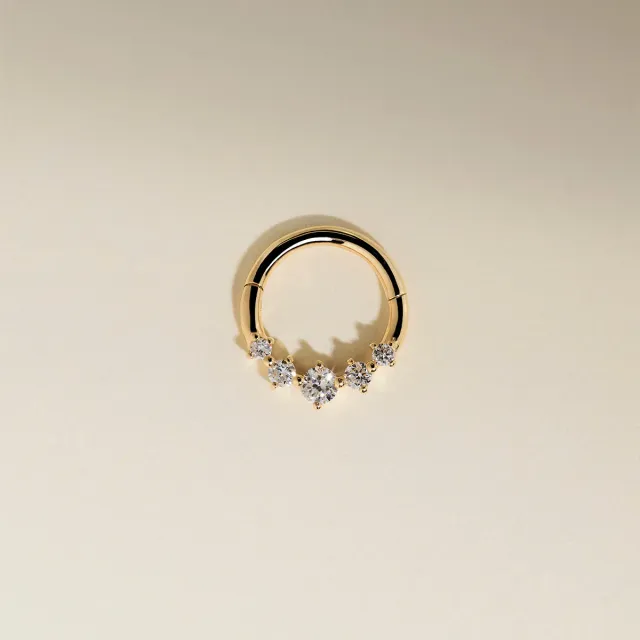 Astrid & Miyu Diamond Daith anneau piercing or massif