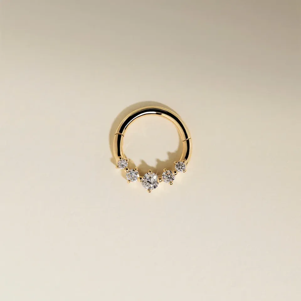 Astrid & Miyu Diamond Daith anneau piercing or massif