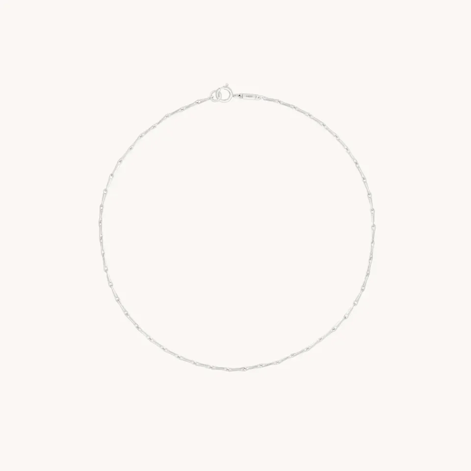 Astrid & Miyu Marylebone Story bracelet or blanc massif