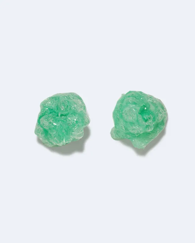 Completedworks Padding boucles d'oreilles résine verte vermeil