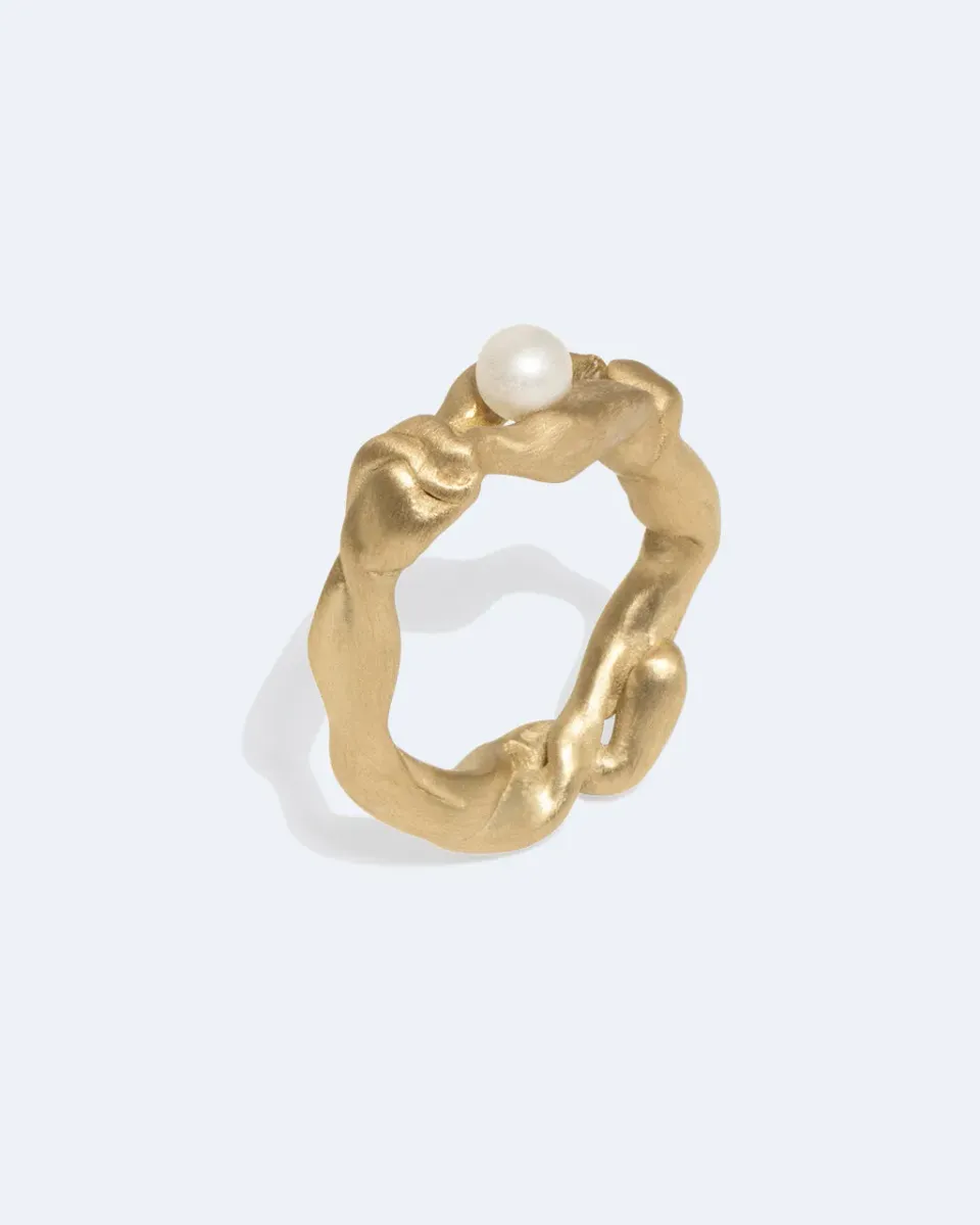 Completedworks Treacle bague perle vermeil or