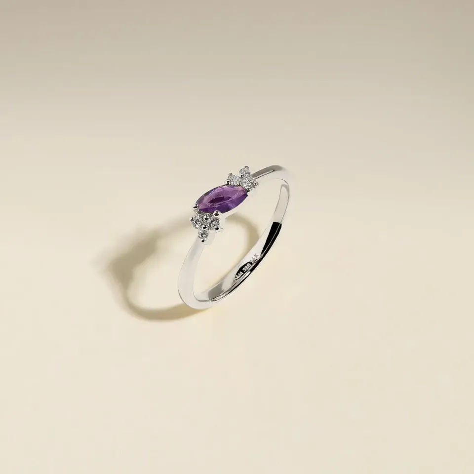 Astrid & Miyu February Milestone bague améthyste or blanc