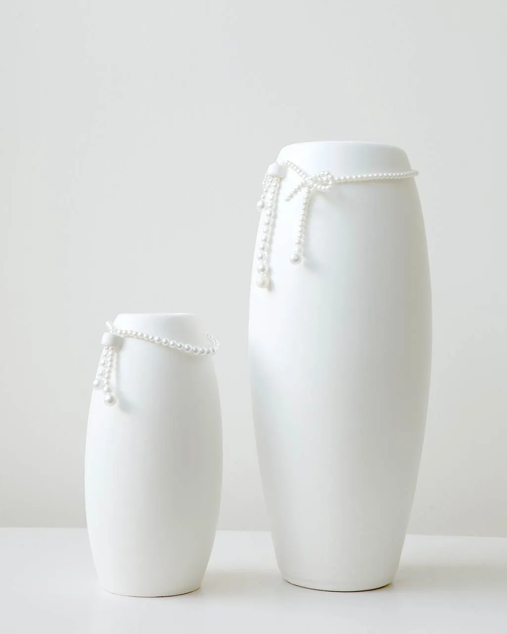 Completedworks Where Time Thins petit vase céramique blanc mat