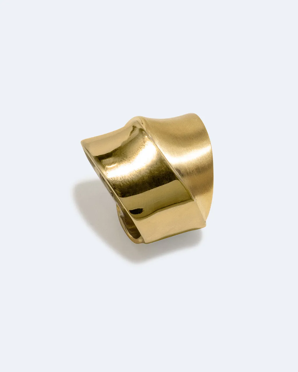 Completedworks Ribbon bague or vermeil ruban