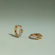 Astrid & Miyu Pavé Knot mini créoles doré noeud pavé