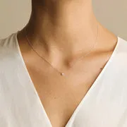 Astrid & Miyu Diamond Solitaire collier or blanc diamant