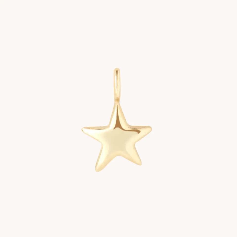 Astrid & Miyu Star Charm breloque or jaune 9 carats
