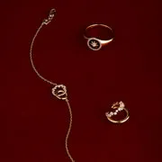Astrid & Miyu Illusion Spiral earcuff doré