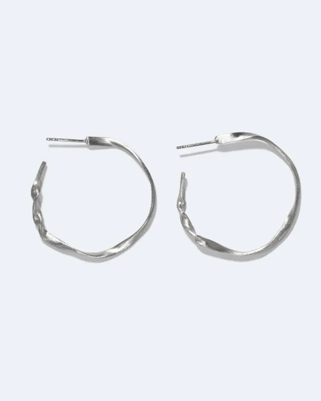 Completedworks The Tenderest Thing boucles argent recyclé