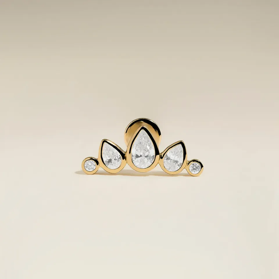 Astrid & Miyu Diamond Pear Curved piercing or jaune poire