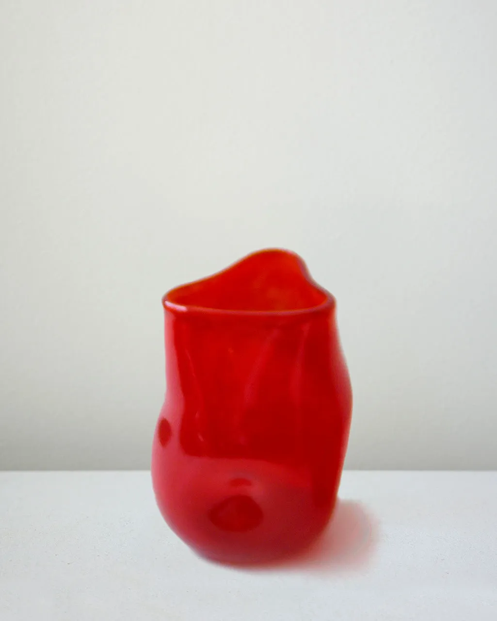Completedworks Thaw verre grand rouge recyclé