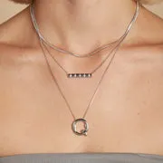 Astrid & Miyu Initial Bold Q collier argent lettre Q