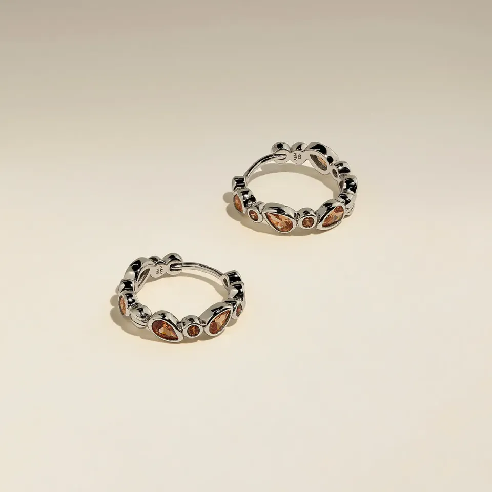 Astrid & Miyu Sunset Pear créoles argent perle