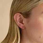 Astrid & Miyu Seamless anneau piercing titane platine