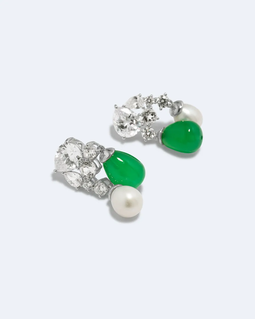 Completedworks A Quiet Rebellion boucles d'oreilles perle quartz vert