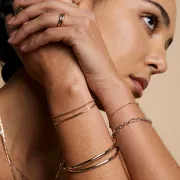 Astrid & Miyu Illusion bracelet double chaîne doré fin