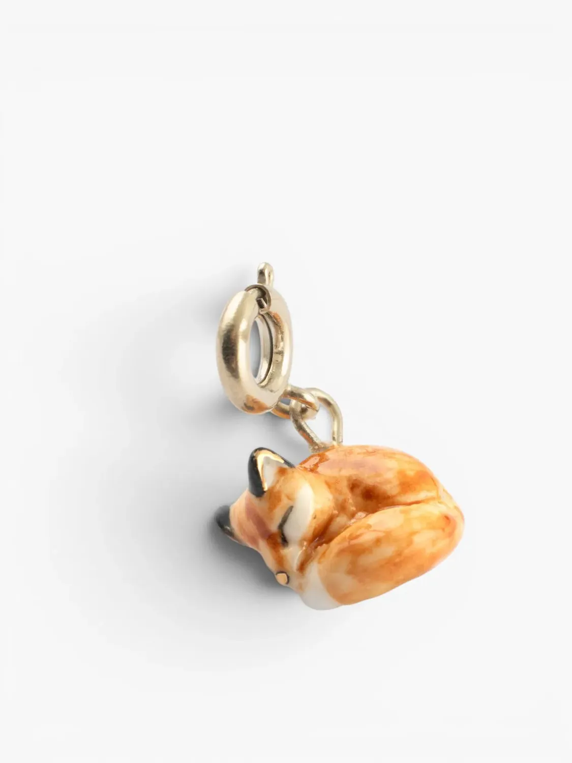 Nach Bijoux renard endormi charm porcelaine dorée