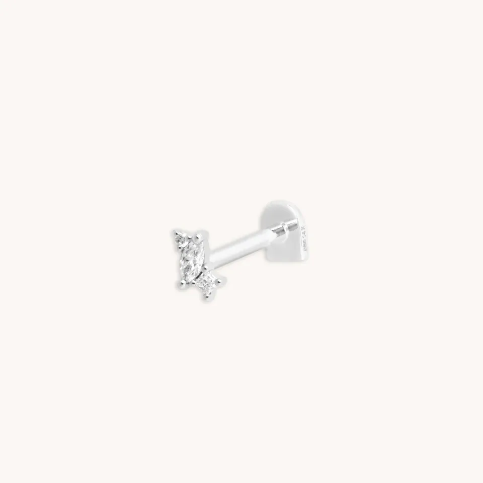 Astrid & Miyu Diamond Marquise Cluster piercing or blanc diamant