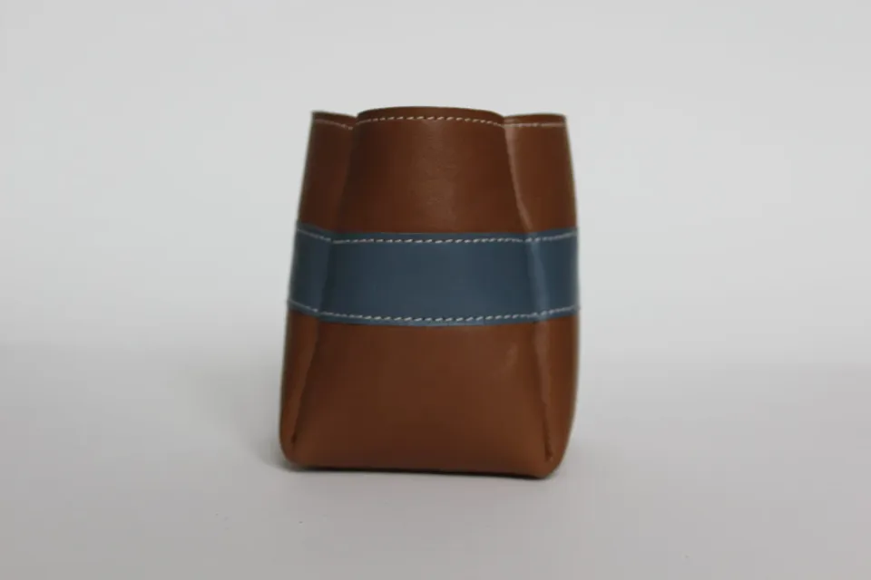 Drelin pot à crayons cuir marron et bleu
