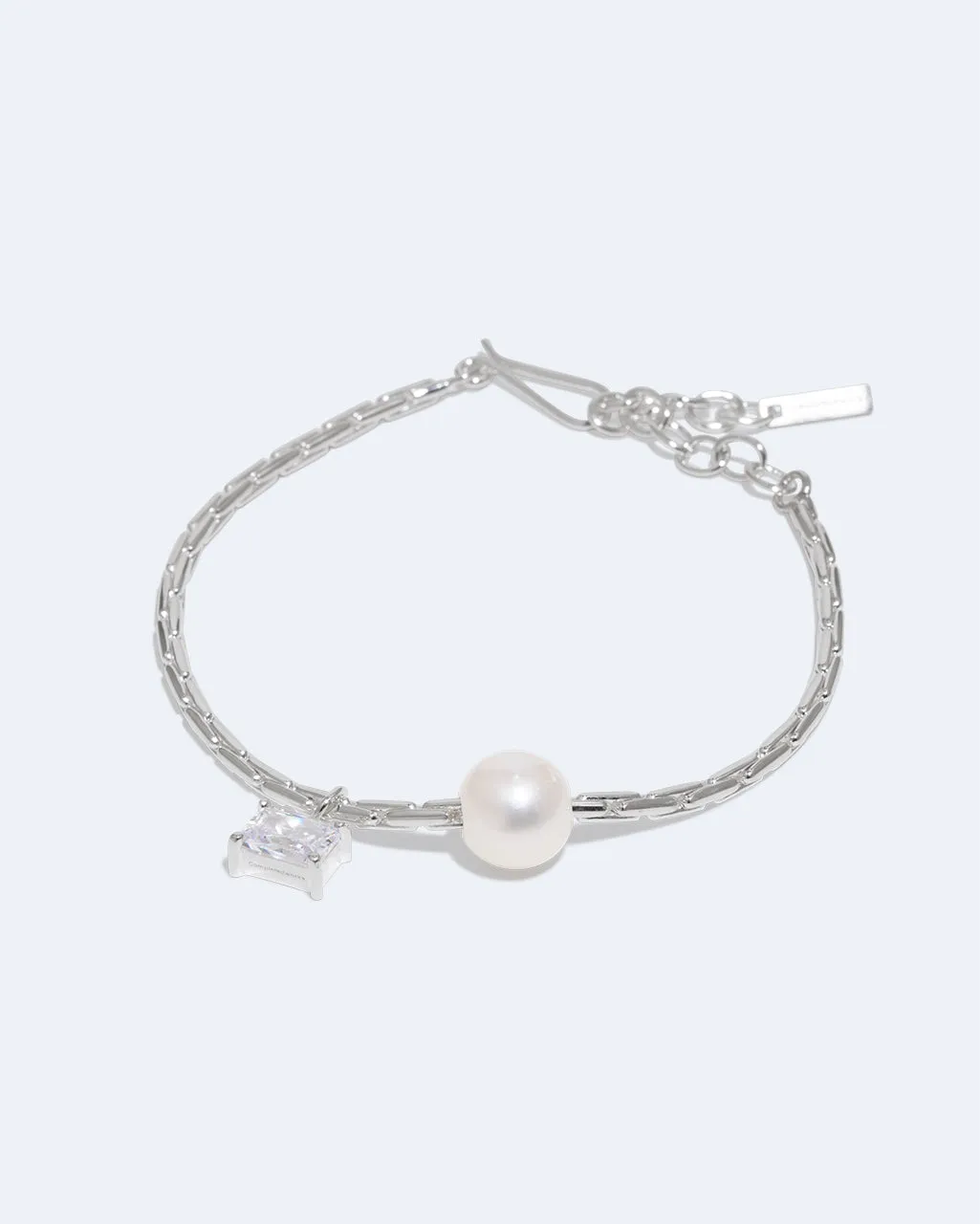Completedworks The Locus of Fortitude bracelet perles zircon argent