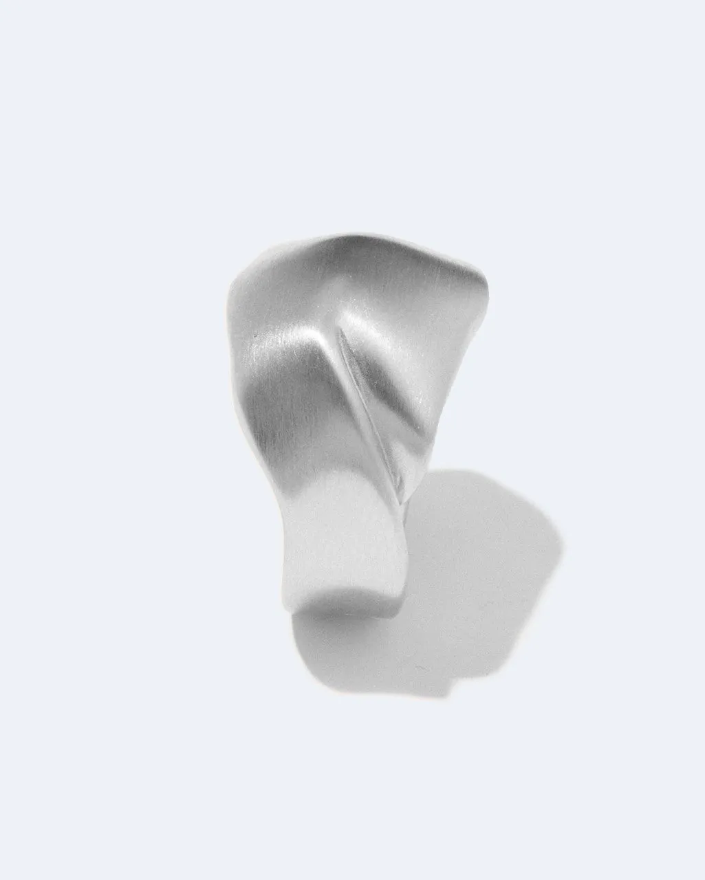 Completedworks Puffin bague plaqué platine argent sculptée