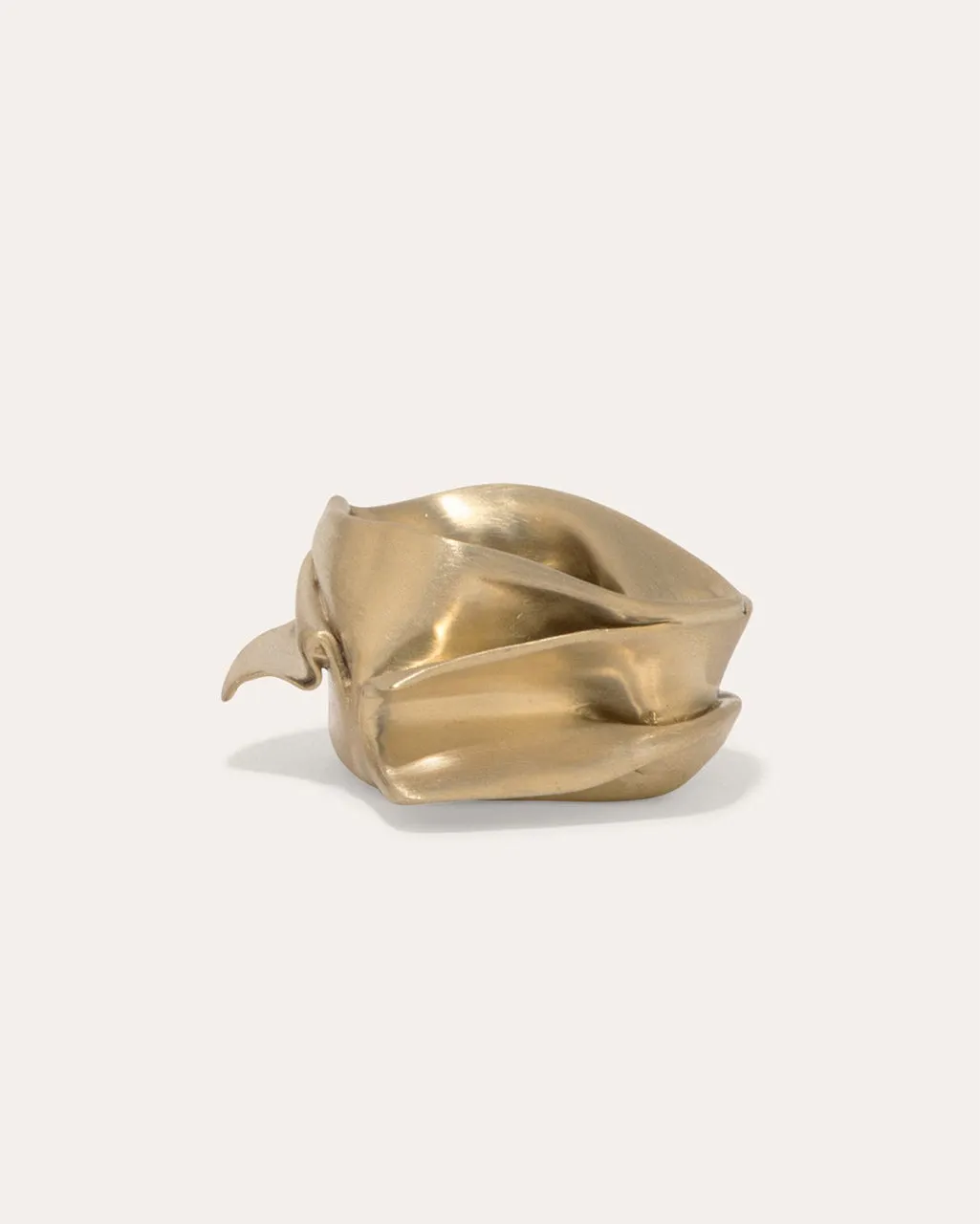 Completedworks Fold L04 bougeoir laiton brossé