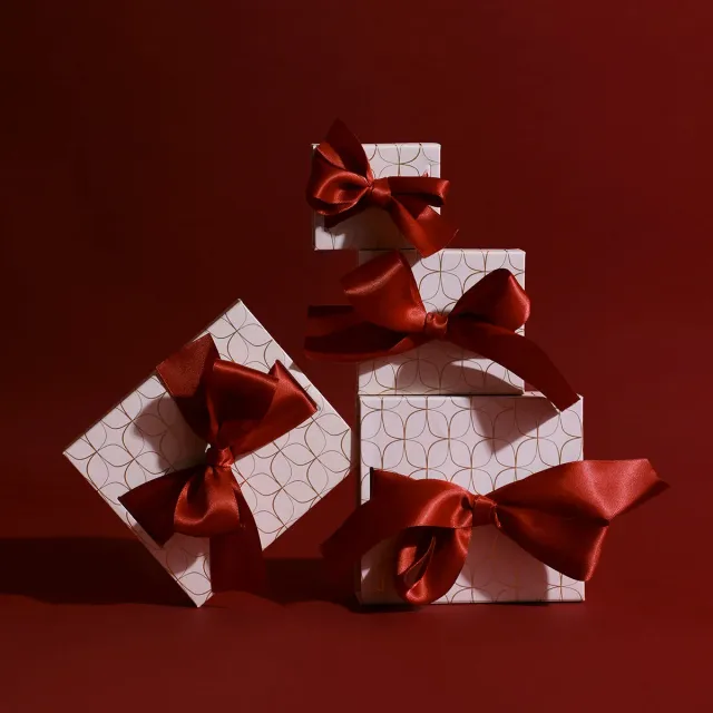 Astrid & Miyu Gift Wrap & Ribbon pochette cadeau ruban