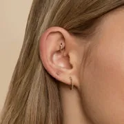 Astrid & Miyu Horseshoe clou piercing or massif