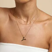 Astrid & Miyu Bold Y collier pendentif initiale doré
