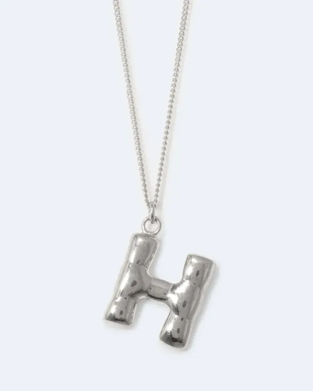 Completedworks Classicworks H collier argent lettre H
