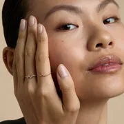 Astrid & Miyu Diamond Cluster bague or massif diamants