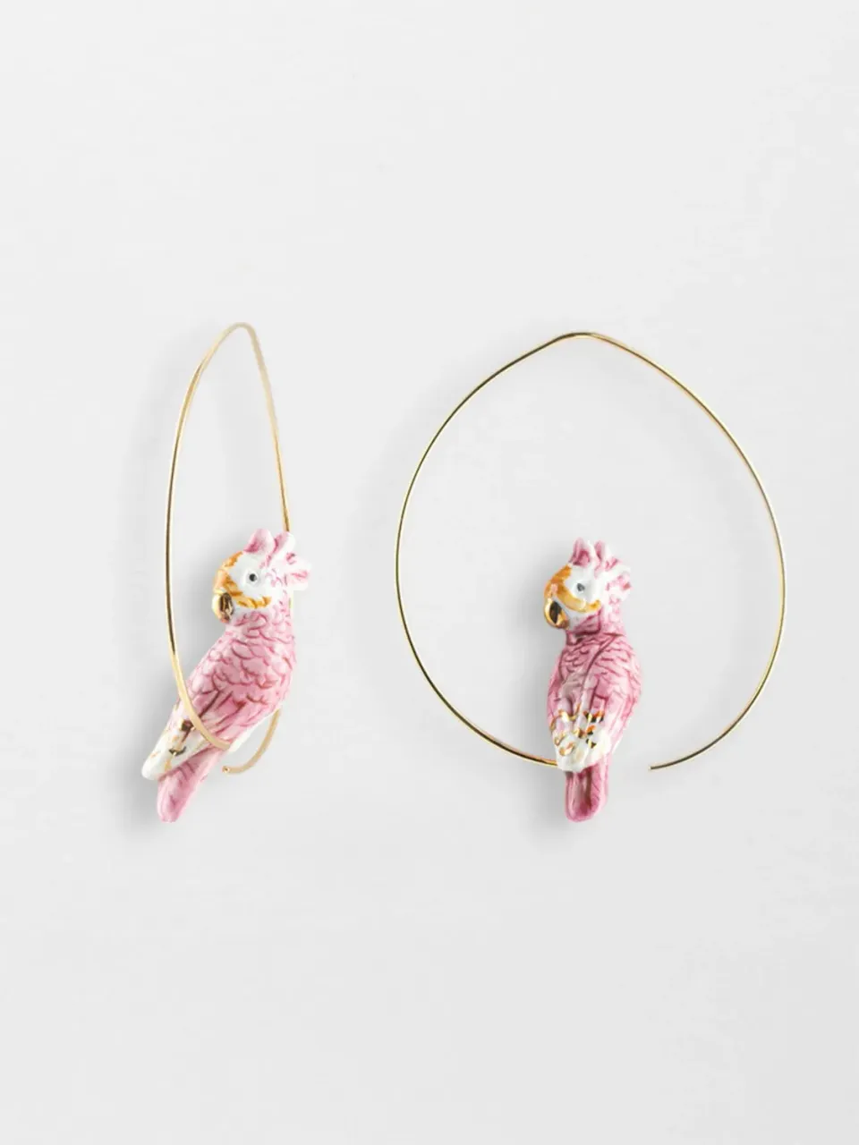 Nach Bijoux Grandes créole cacatoès rose boucles porcelaine