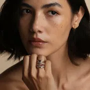 Astrid & Miyu Hidden Diamond bague or diamant caché
