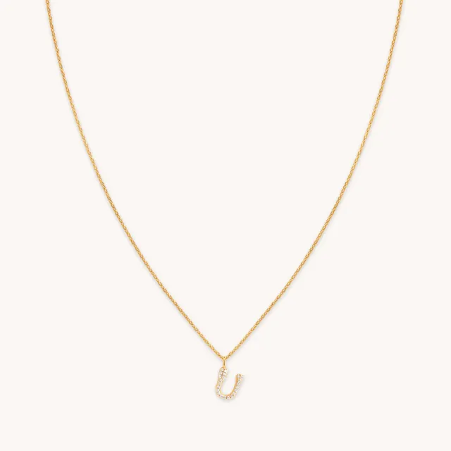 Astrid & Miyu U Initial Pavé collier or lettre U