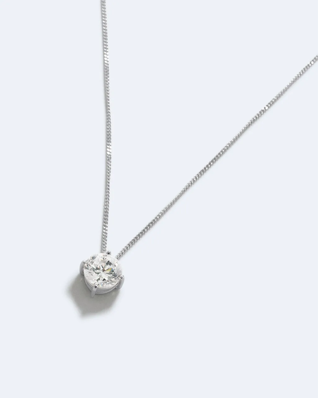 Completedworks The Keeper collier pendentif zirconia